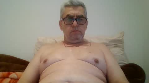 Snapshot of gigi1970 chatting on 15, 12, 2024 gigi1970 online show from 15, 12, 2024