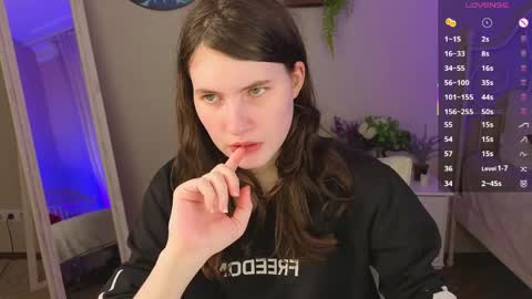 gigi_myav online show from 17, 5, 2026