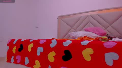 Gimena online show from 12, 11, 2025