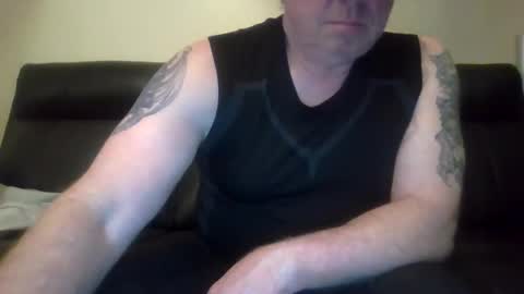 gimmmieoooo online show from 11, 9, 2025