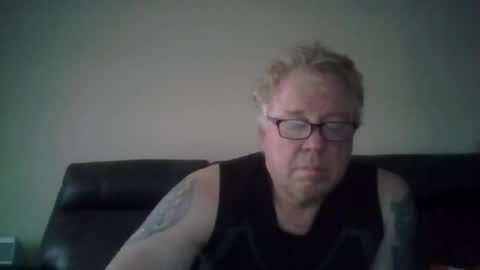 Snapshot of gimmmieoooo chatting on 7, 7, 2026 gimmmieoooo online show from 7, 7, 2026