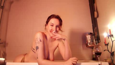 Snapshot of gin_and_juice_ chatting on 15, 2, 2025 Suki online show from 15, 2, 2025