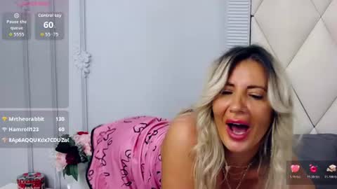 Snapshot of ginabear chatting on 30, 6, 2026 Gina online show from 30, 6, 2026