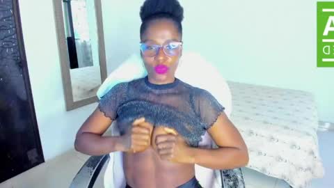 Snapshot of ginger_smil chatting on 9, 6, 2026 Diana online show from 9, 6, 2026