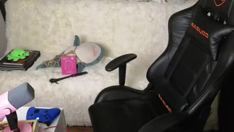 Ginger online show from 14, 11, 2025