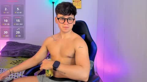 Snapshot of gingertwink_n chatting on 16, 5, 2026 Josh Mills online show from 16, 5, 2026