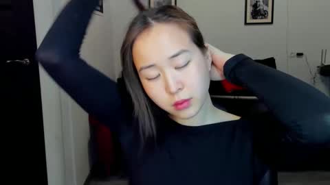 Ginny online show from 5, 3, 2025