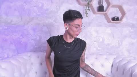 Snapshot of gio_carangi chatting on 1, 2, 2026 Gio Carangi online show from 1, 2, 2026