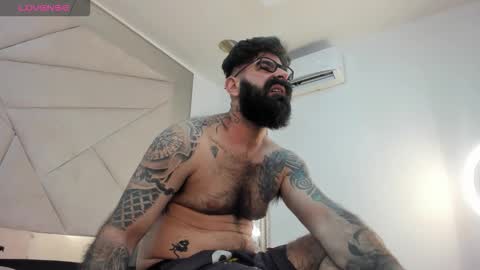 gio_lorenz online show from 25, 11, 2025