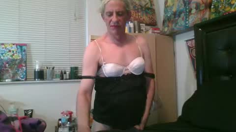 giovanna132008 online show from 7, 10, 2025