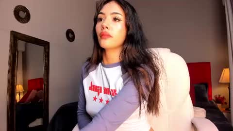 Snapshot of giovanna_oliveira chatting on 21, 6, 2026 Giovanna online show from 21, 6, 2026