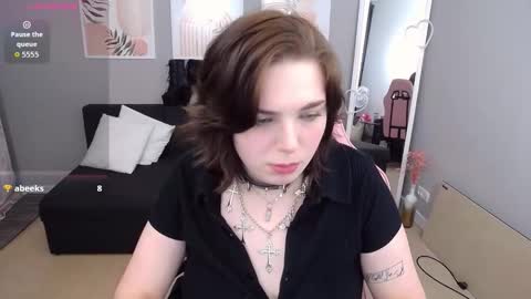 Giovana online show from 8, 3, 2026