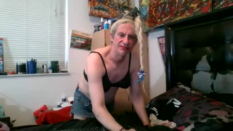 giovanni131971 online show from 12, 3, 2026