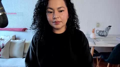 girl_inline online show from 15, 1, 2026