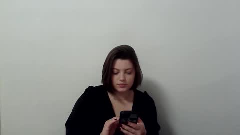 girl_leya online show from 12, 11, 2025