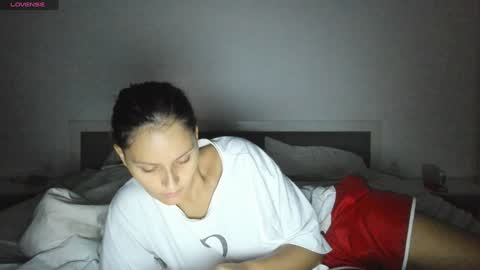 Snapshot of girl_mila chatting on 16, 1, 2026 Lora and Rebecca online show from 16, 1, 2026