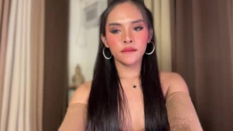 Snapshot of girlcock_dominantfucker chatting on 11, 5, 2026 queen ronna online show from 11, 5, 2026
