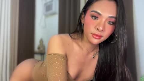 Snapshot of girlcock_dominantfucker chatting on 22, 5, 2026 queen ronna online show from 22, 5, 2026