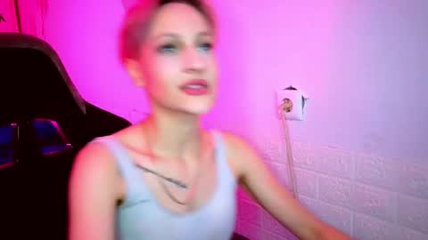 Snapshot of girlfriend_night chatting on 7, 6, 2026 Seniya online show from 7, 6, 2026