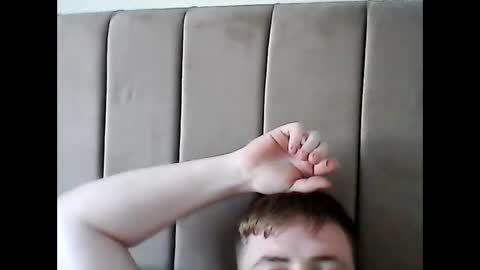 Girlonboy25 online show from 2, 11, 2025