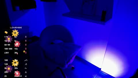 Maze    Thumbs up online show from 9, 11, 2025