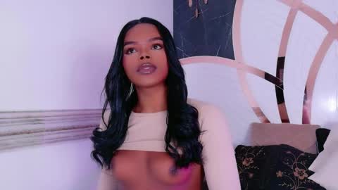 gisela_valencia online show from 27, 5, 2026