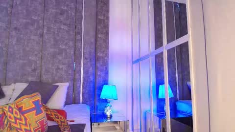     online show from 9, 11, 2025