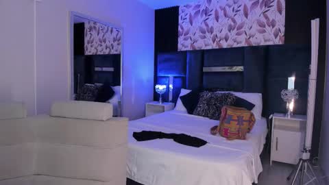     online show from 28, 2, 2026