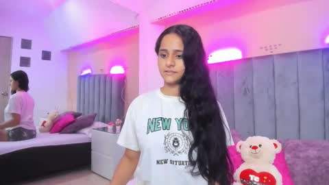 GISELLE ROLDAN online show from 20, 12, 2025