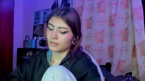 Snapshot of giulietta_mon chatting on 29, 1, 2025 Giulietta online show from 29, 1, 2025