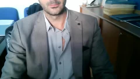 giuseppevai1 online show from 13, 10, 2025