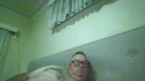 Snapshot of gixxer06 chatting on 10, 5, 2026 bi Gixxer online show from 10, 5, 2026