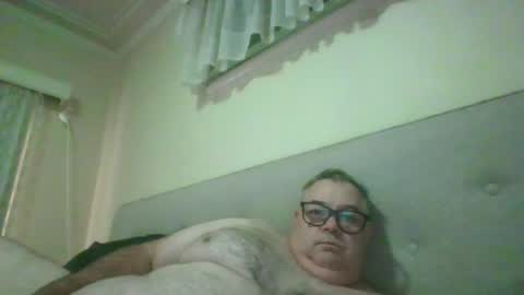 Snapshot of gixxer06 chatting on 2, 7, 2026 bi Gixxer online show from 2, 7, 2026