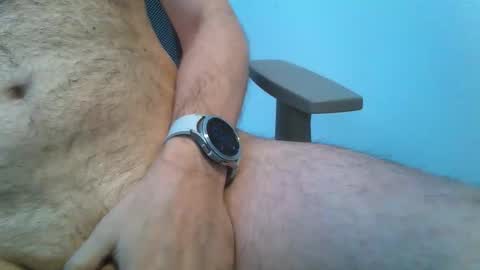Snapshot of gjustaguym chatting on 1, 6, 2026 gjustaguym online show from 1, 6, 2026