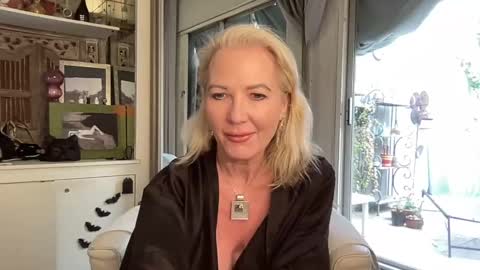 Gl1tter Barbie online show from 12, 10, 2025