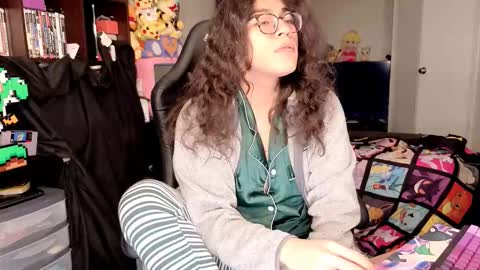 Snapshot of glaceon9 chatting on 18, 2, 2026 glaceon9 online show from 18, 2, 2026