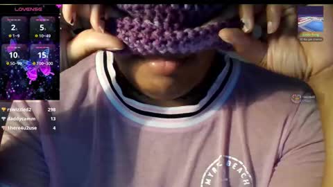 Snapshot of glitter_bunny chatting on 26, 9, 2025 glitter_bunny online show from 26, 9, 2025