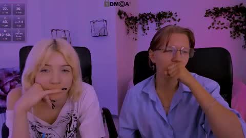 Snapshot of gloria_bubble chatting on 22, 6, 2026 your dream online show from 22, 6, 2026