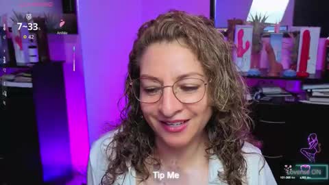 Snapshot of gloriacrespo chatting on 18, 10, 2025 gloriacrespo online show from 18, 10, 2025