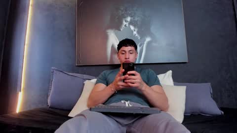 Snapshot of god_of_olympus1 chatting on 4, 12, 2024 steven online show from 4, 12, 2024