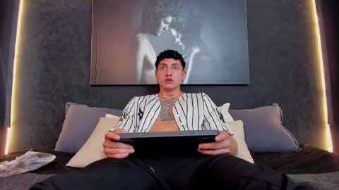 Snapshot of god_of_olympus1 chatting on 15, 12, 2024 steven online show from 15, 12, 2024