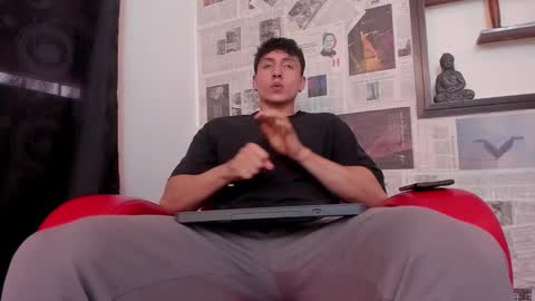 Snapshot of god_of_olympus1 chatting on 9, 3, 2025 steven online show from 9, 3, 2025