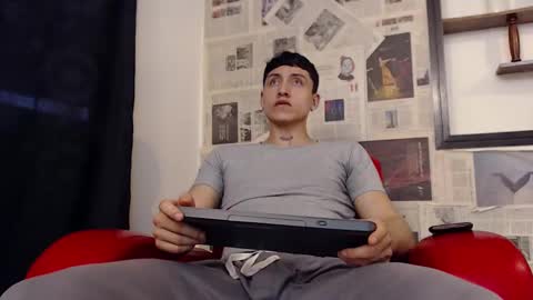 Snapshot of god_of_olympus1 chatting on 18, 10, 2025 steven online show from 18, 10, 2025