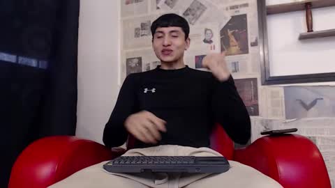 Snapshot of god_of_olympus1 chatting on 21, 11, 2025 steven online show from 21, 11, 2025