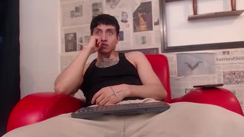 Snapshot of god_of_olympus1 chatting on 1, 12, 2025 steven online show from 1, 12, 2025