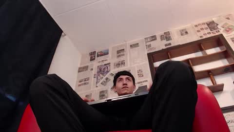 Snapshot of god_of_olympus1 chatting on 4, 12, 2025 steven online show from 4, 12, 2025