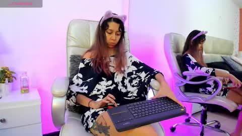 Snapshot of goddess__lilith_ chatting on 4, 2, 2026 Lilith online show from 4, 2, 2026