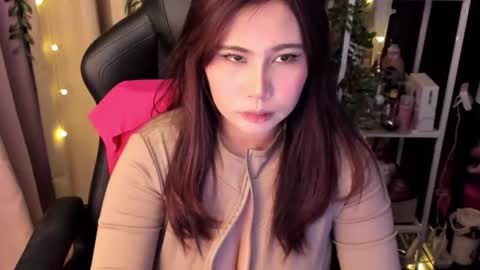 Snapshot of goddess_chantal chatting on 8, 7, 2026 MARGOLD online show from 8, 7, 2026