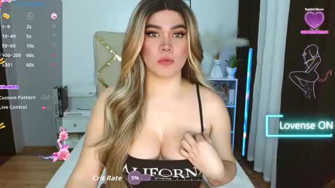 Lyka Fox online show from 5, 2, 2026