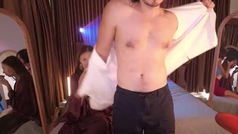 Snapshot of goddess_marylin chatting on 27, 11, 2025 330 UTC2 girls online show from 27, 11, 2025